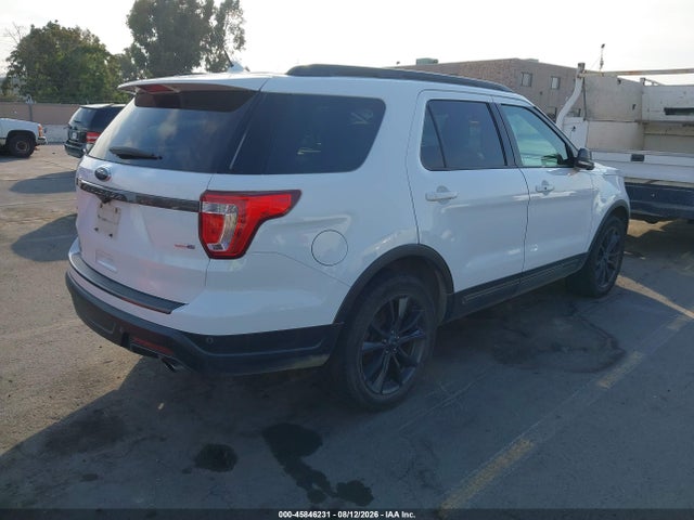 Ford EXPLORER XLT 2018 1FM5K8DH8JGA43147 Image 6
