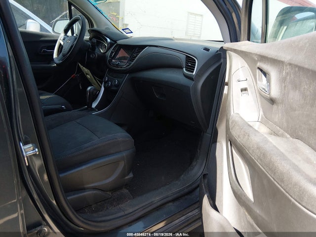 3GNCJLSB0JL330873 Chevrolet Trax Lt