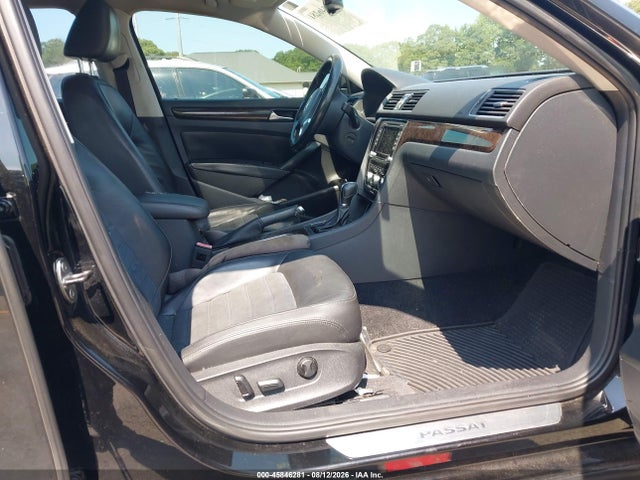 Продажа на аукционе авто 2014 Volkswagen Passat 1.8t Sel Premium, vin: 1VWCT7A3XEC005702, номер лота: 45846281