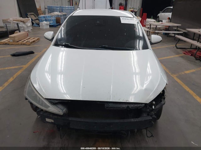 5NPD74LF8LH509765 Hyundai ELANTRA SE