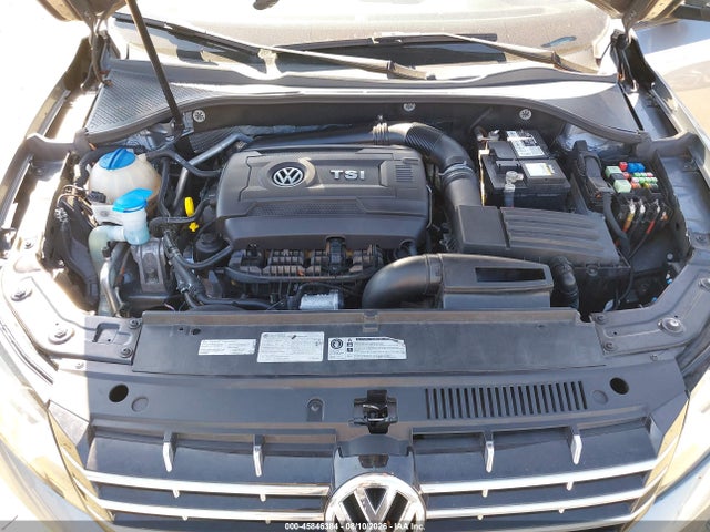 1VWAT7A35EC094957 Volkswagen Passat 1.8t Wolfsburg Edition