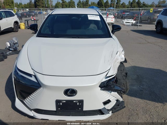 2025 Lexus Rz 300e მანქანა იყიდება აუქციონზე, vin: JTJABABBXSA008572, აუქციონის ნომერი: 45846405