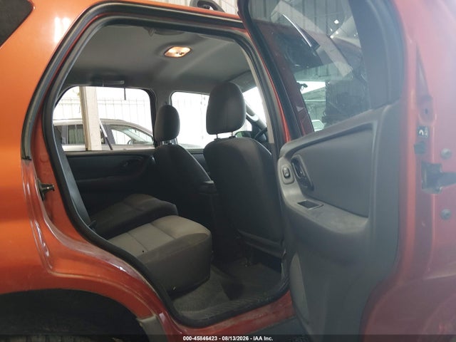 Продажа на аукционе авто 2005 Ford Escape Xls, vin: 1FMYU92Z55KC23035, номер лота: 45846423