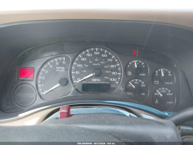 2001 Chevrolet Suburban 1500 Ls მანქანა იყიდება აუქციონზე, vin: 3GNFK16T81G197452, აუქციონის ნომერი: 45846440