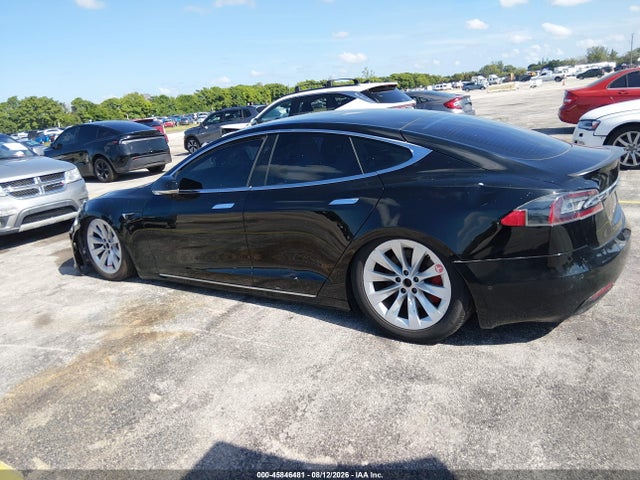 Продаж на аукціоні авто 2021 Tesla Model S Performance Dual Motor All-wheel Drive, vin: 5YJSA1E48MF424282, номер лоту: 45846481