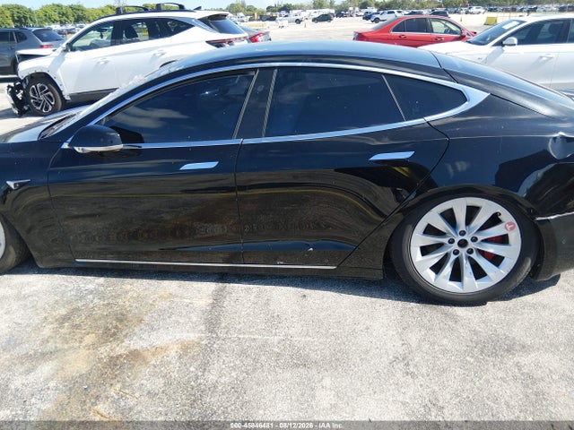 Продаж на аукціоні авто 2021 Tesla Model S Performance Dual Motor All-wheel Drive, vin: 5YJSA1E48MF424282, номер лоту: 45846481