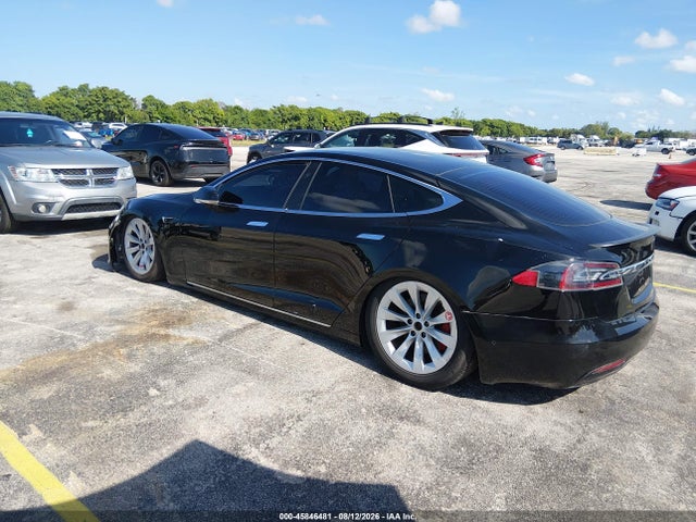 Продаж на аукціоні авто 2021 Tesla Model S Performance Dual Motor All-wheel Drive, vin: 5YJSA1E48MF424282, номер лоту: 45846481