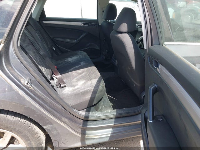 Продажа на аукционе авто 2016 Volkswagen Passat 1.8t S, vin: 1VWAT7A36GC049271, номер лота: 45846482