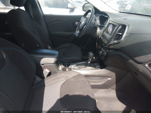 1C4PJLCB7KD203487 Jeep Cherokee Latitude Fwd