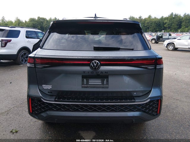 2026 Volkswagen Tiguan Se R-line Black მანქანა იყიდება აუქციონზე, vin: 3VVGR7RM6TM010733, აუქციონის ნომერი: 45846553