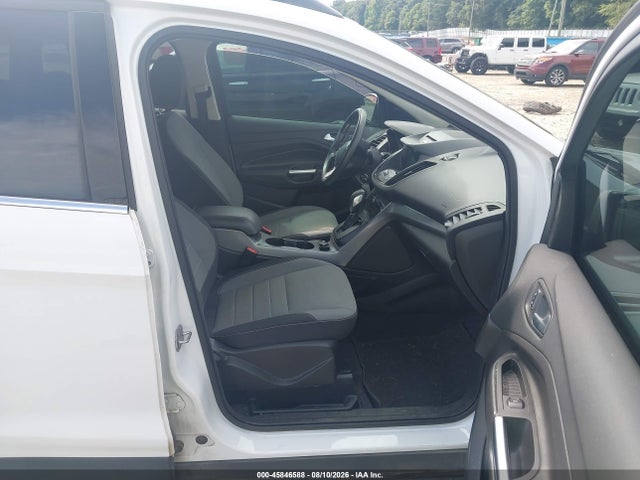 Продаж на аукціоні авто 2016 Ford Escape Se, vin: 1FMCU0GX1GUA95199, номер лоту: 45846588