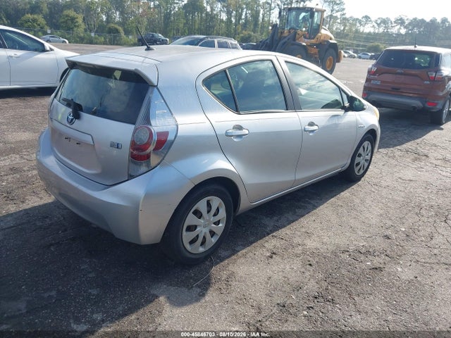 Продажа на аукционе авто 2012 Toyota Prius C One, vin: JTDKDTB33C1010784, номер лота: 45846703