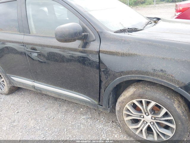 45846722 :رقم المزاد ، JA4AZ3A30JZ050005 vin ، 2018 Mitsubishi Outlander Es مزاد بيع