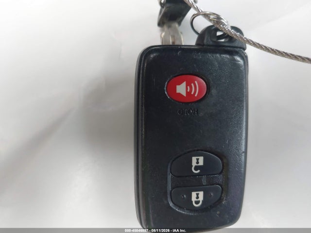 Toyota Prius Two 2014 JTDKN3DU5E0373907 Image 11