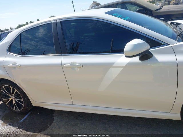 4T1B11HK3KU734611 Toyota CAMRY SE