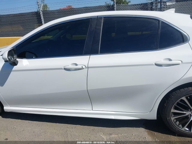 4T1B11HK3KU734611 Toyota CAMRY SE
