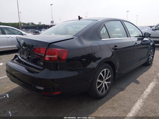 2017 Volkswagen Jetta 1.4t Se მანქანა იყიდება აუქციონზე, vin: 3VWDB7AJ7HM388927, აუქციონის ნომერი: 45846936
