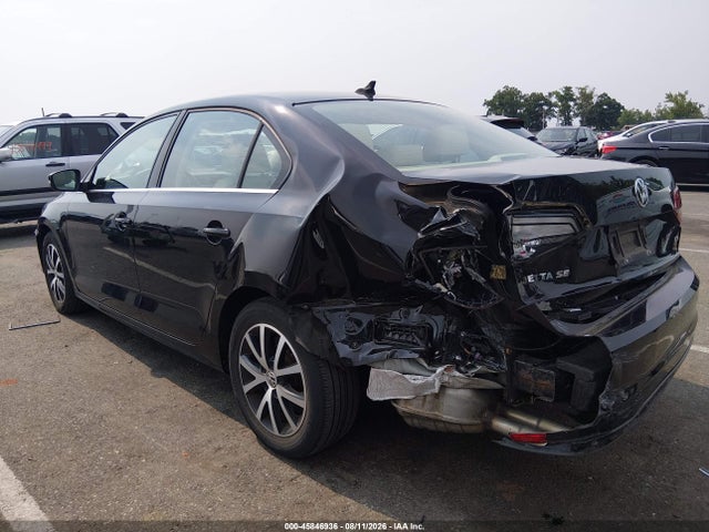 2017 Volkswagen Jetta 1.4t Se მანქანა იყიდება აუქციონზე, vin: 3VWDB7AJ7HM388927, აუქციონის ნომერი: 45846936