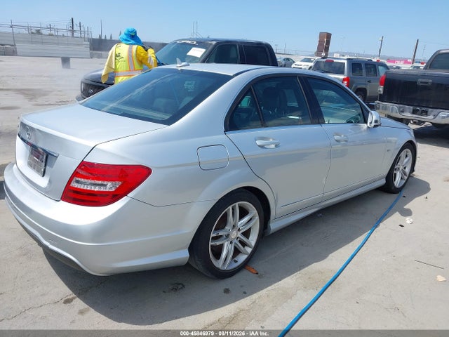 Продажа на аукционе авто 2012 Mercedes-benz C 250 Sport, vin: WDDGF4HB1CA674849, номер лота: 45846979