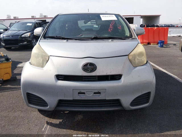 JTNJJXB02EJ026877 Scion Iq 10 Series