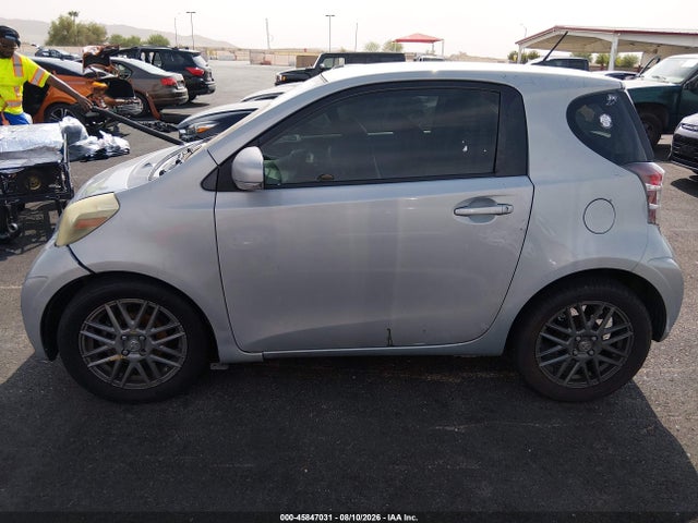 JTNJJXB02EJ026877 Scion Iq 10 Series