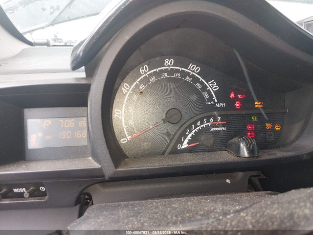 JTNJJXB02EJ026877 Scion Iq 10 Series