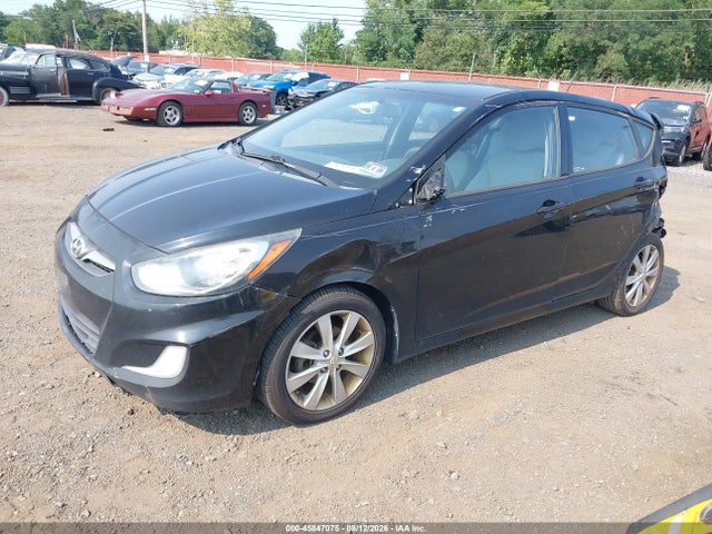 45847075 :رقم المزاد ، KMHCU5AE7DU119845 vin ، 2013 Hyundai Accent Se مزاد بيع