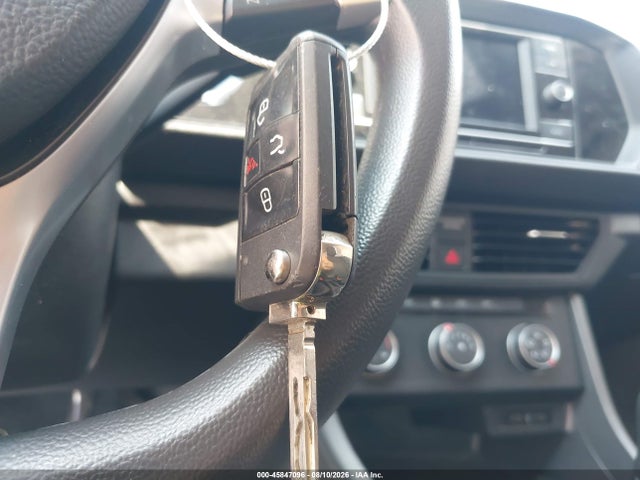 Продажа на аукционе авто 2020 Volkswagen Jetta 1.4t R-line/1.4t S, vin: 3VWN57BU0LM081547, номер лота: 45847096