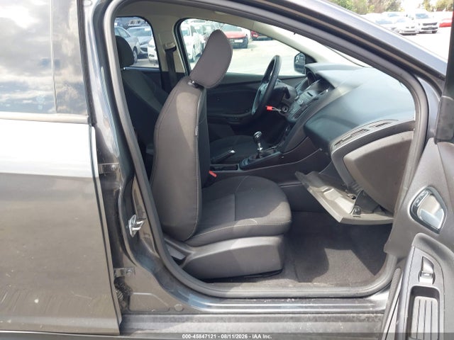 Ford FOCUS SE 2017 1FADP3FE7HL223122 Image 5