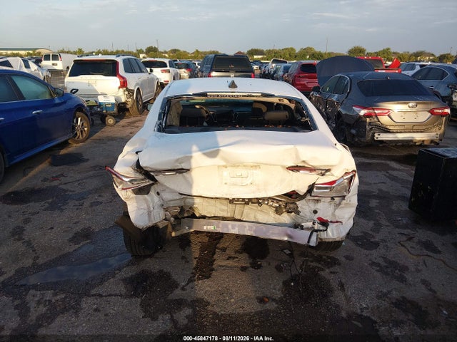 Продажа на аукционе авто 2020 Chevrolet Malibu Fwd 1fl, vin: 1G1ZC5ST9LF142649, номер лота: 45847178