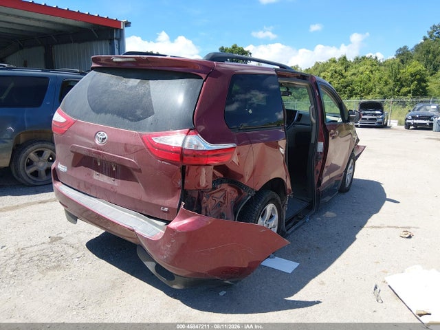 45847211 :رقم المزاد ، 5TDKK3DC6GS697349 vin ، 2016 Toyota Sienna Le 7 Passenger مزاد بيع