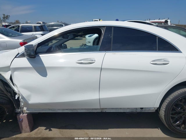WDDSJ4EB9KN749446 Mercedes-Benz CLA 250