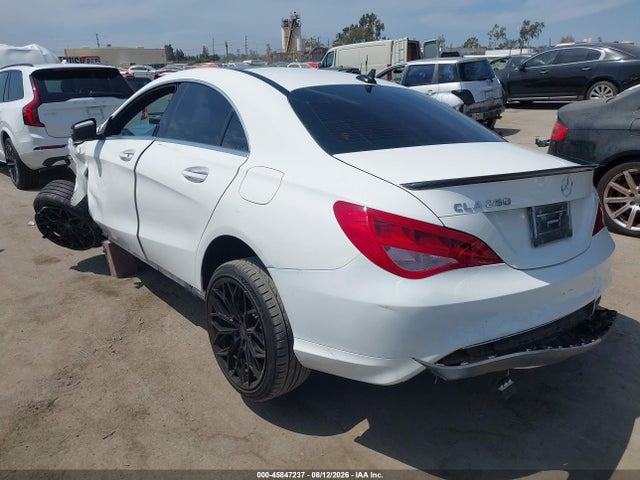 WDDSJ4EB9KN749446 Mercedes-Benz CLA 250
