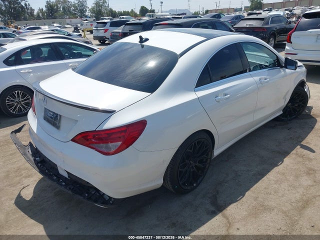 WDDSJ4EB9KN749446 Mercedes-Benz CLA 250