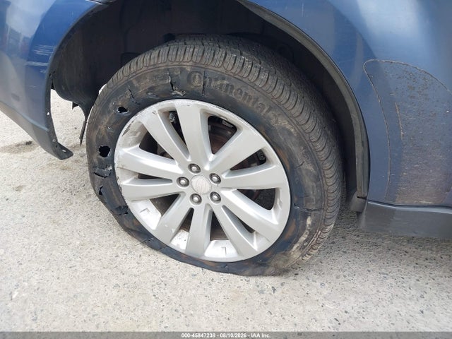 Продажа на аукционе авто 2011 Subaru Forester 2.5x Premium, vin: JF2SHADC2BG728622, номер лота: 45847238