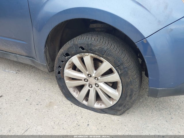 Продажа на аукционе авто 2011 Subaru Forester 2.5x Premium, vin: JF2SHADC2BG728622, номер лота: 45847238