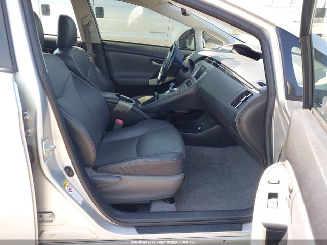 45847267 :رقم المزاد ، JTDKN3DU3D5558135 vin ، 2013 Toyota Prius Four مزاد بيع