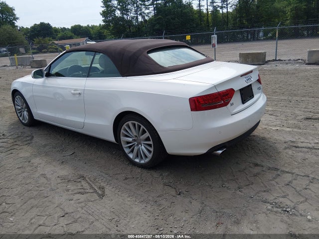 Продажа на аукционе авто 2011 Audi A5 2.0t Premium, vin: WAULFAFH6BN016429, номер лота: 45847287