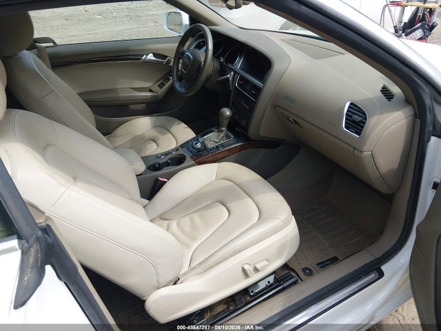 Продажа на аукционе авто 2011 Audi A5 2.0t Premium, vin: WAULFAFH6BN016429, номер лота: 45847287