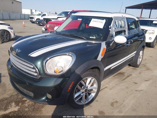 Mini Countryman Cooper 2014 WMWZB3C54EWR38482 Image 2