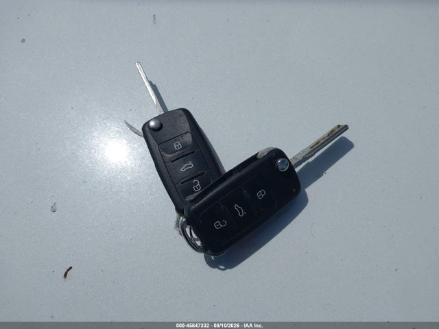 Продажа на аукционе авто 2014 Volkswagen Jetta Hybrid Sel, vin: 3VW637AJ8EM214527, номер лота: 45847332