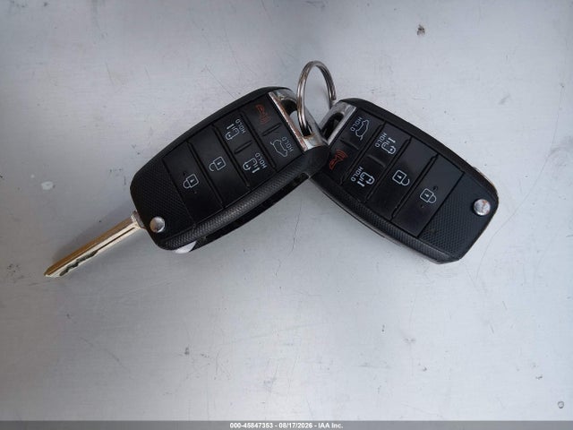 KIA SEDONA LX 2017 KNDMB5C1XH6230358 Image 11