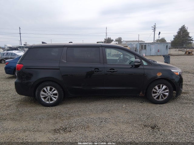 KIA SEDONA LX 2017 KNDMB5C1XH6230358 Image 13