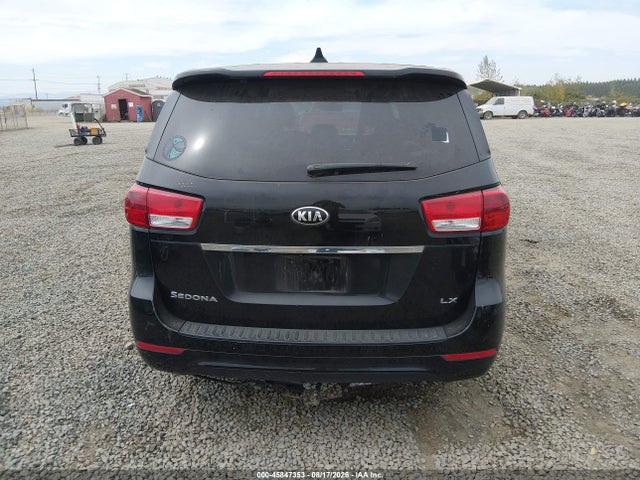 KIA SEDONA LX 2017 KNDMB5C1XH6230358 Image 16