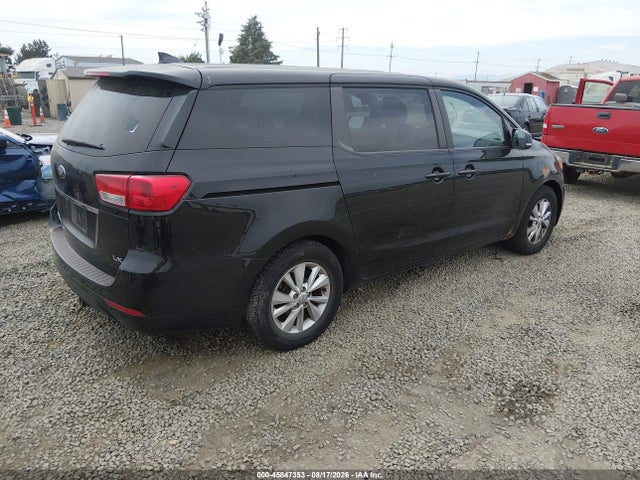 KIA SEDONA LX 2017 KNDMB5C1XH6230358 Image 4