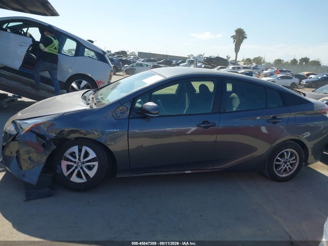JTDKARFU7J3064945 Toyota Prius Three