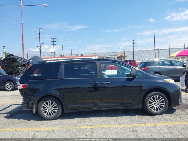 Toyota SIENNA XLE 2020 5TDYZ3DC4LS064008 Image 14
