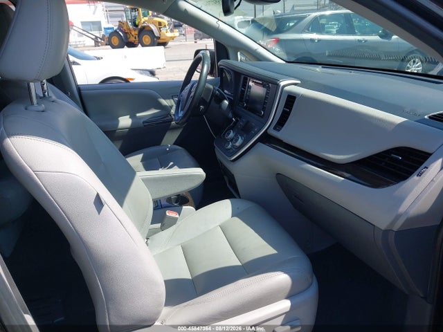 Toyota SIENNA XLE 2020 5TDYZ3DC4LS064008 Image 5