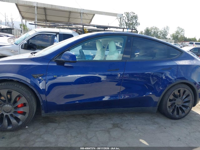 7SAYGDEF2NF491542 Tesla Model Y Performance Dual Motor All-wheel Drive