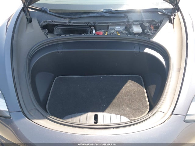45847383 :رقم المزاد ، 5YJ3E1EA9JF023916 vin ، 2018 Tesla Model 3 Long Range/mid Range مزاد بيع